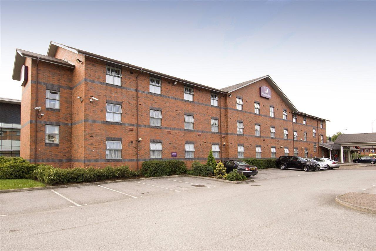 Premier Inn Sheffield Arena Exterior foto